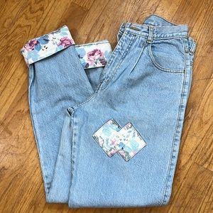 Vintage high waisted Sierra West floral print cuff jeans